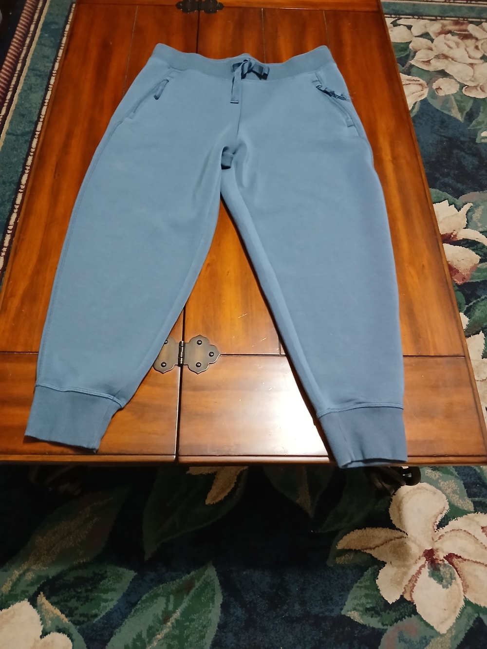 Kirkland Signature Light Blue Jogger Sweatpants Size L